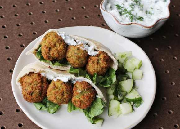 Falafel Pitas