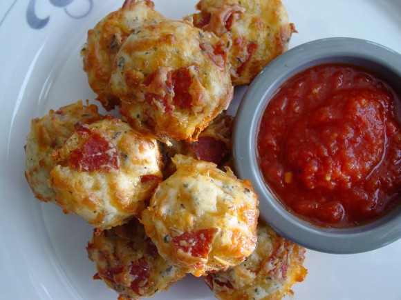 Pizza Muffins