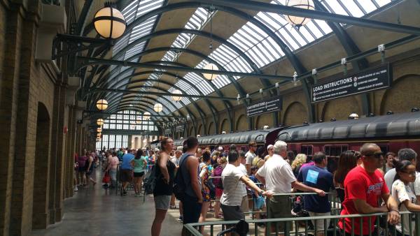 Have a Park to Park ticket? Board the Hogwarts Express to transfer between parks!